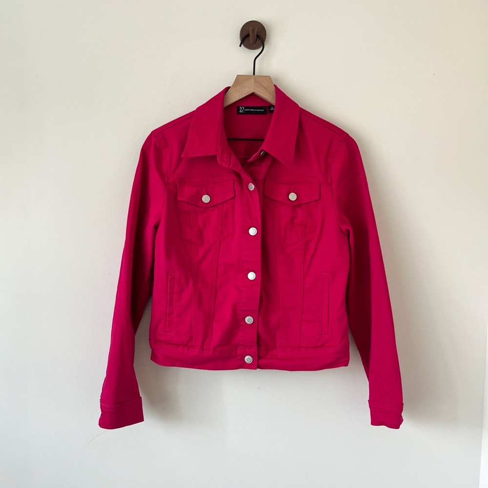 NEW YORK & Co Pink Denim Button up Jean Jacket Cotton Stretch Women’s Medium